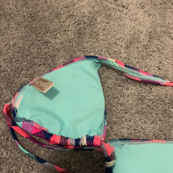 3 piece swimsuit. - Picture 3 of 3